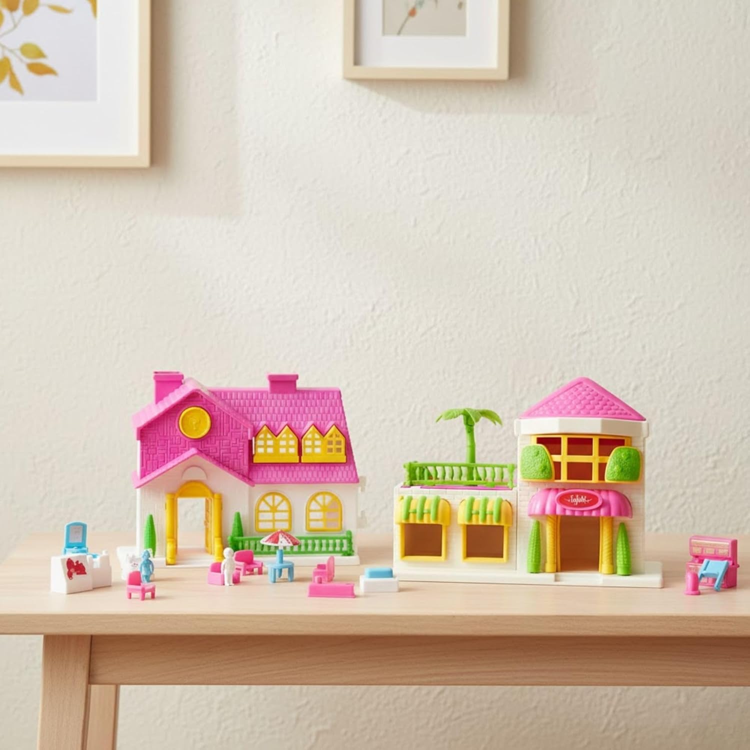 TOYTALES Dream Doll House Pretend Play Set Assorted Design